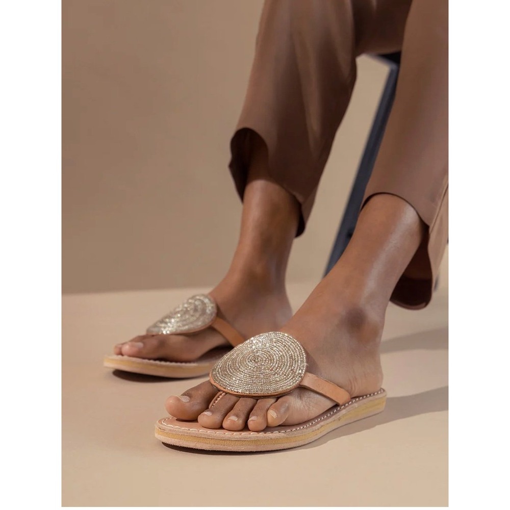 Laidback London Jayda Flip Flops EU 41 US 10 Silver Beaded Leather Sandals